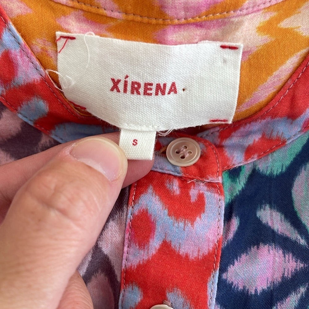 XiRENA Huntley Cotton & Silk Top in Fiesta Size Small Colorful Vibrant - Picture 5 of 6